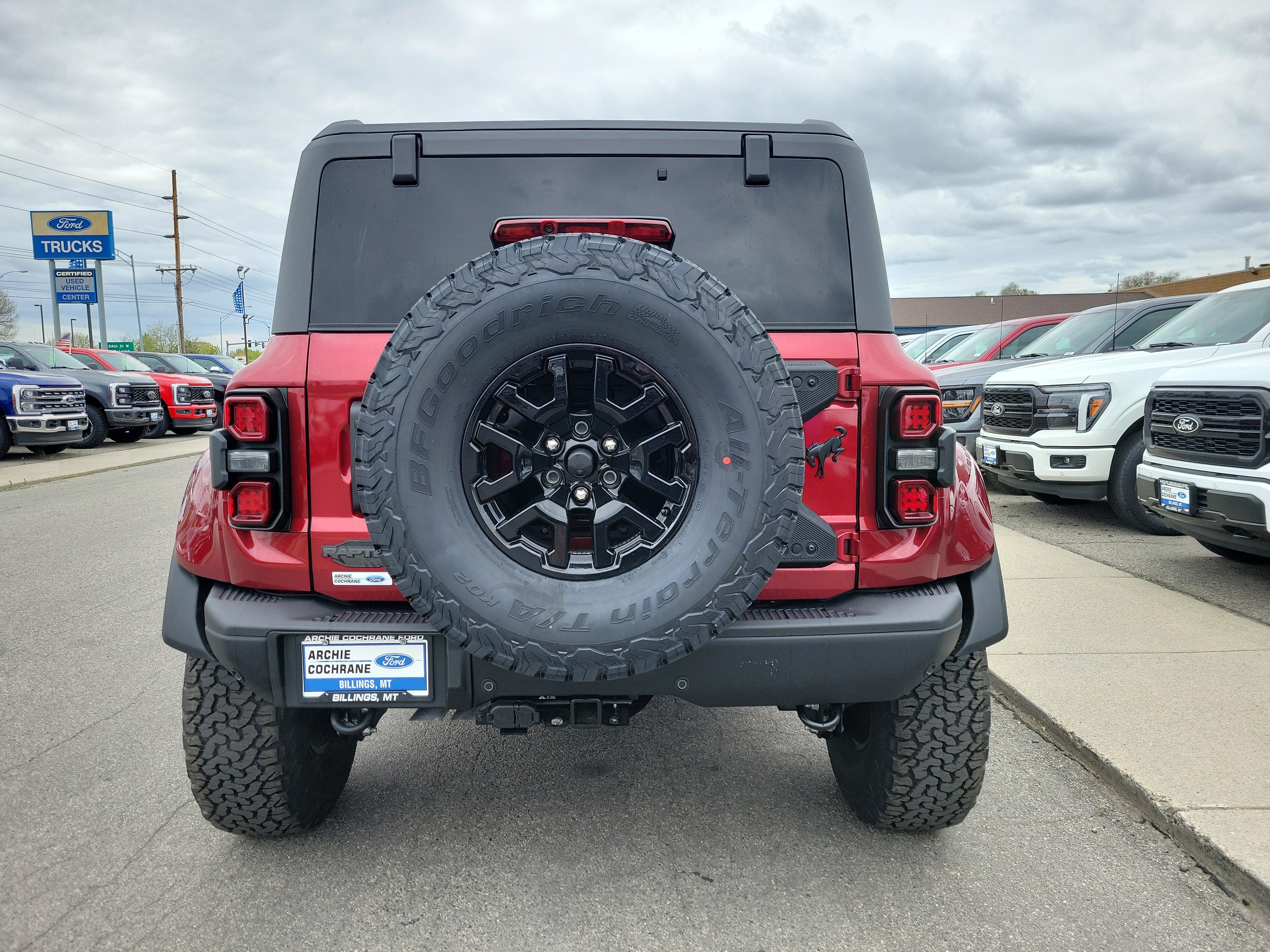New 2026 Ford Bronco Raptor w/ Interior Carbon Fiber Pack AWD/4WD image 4