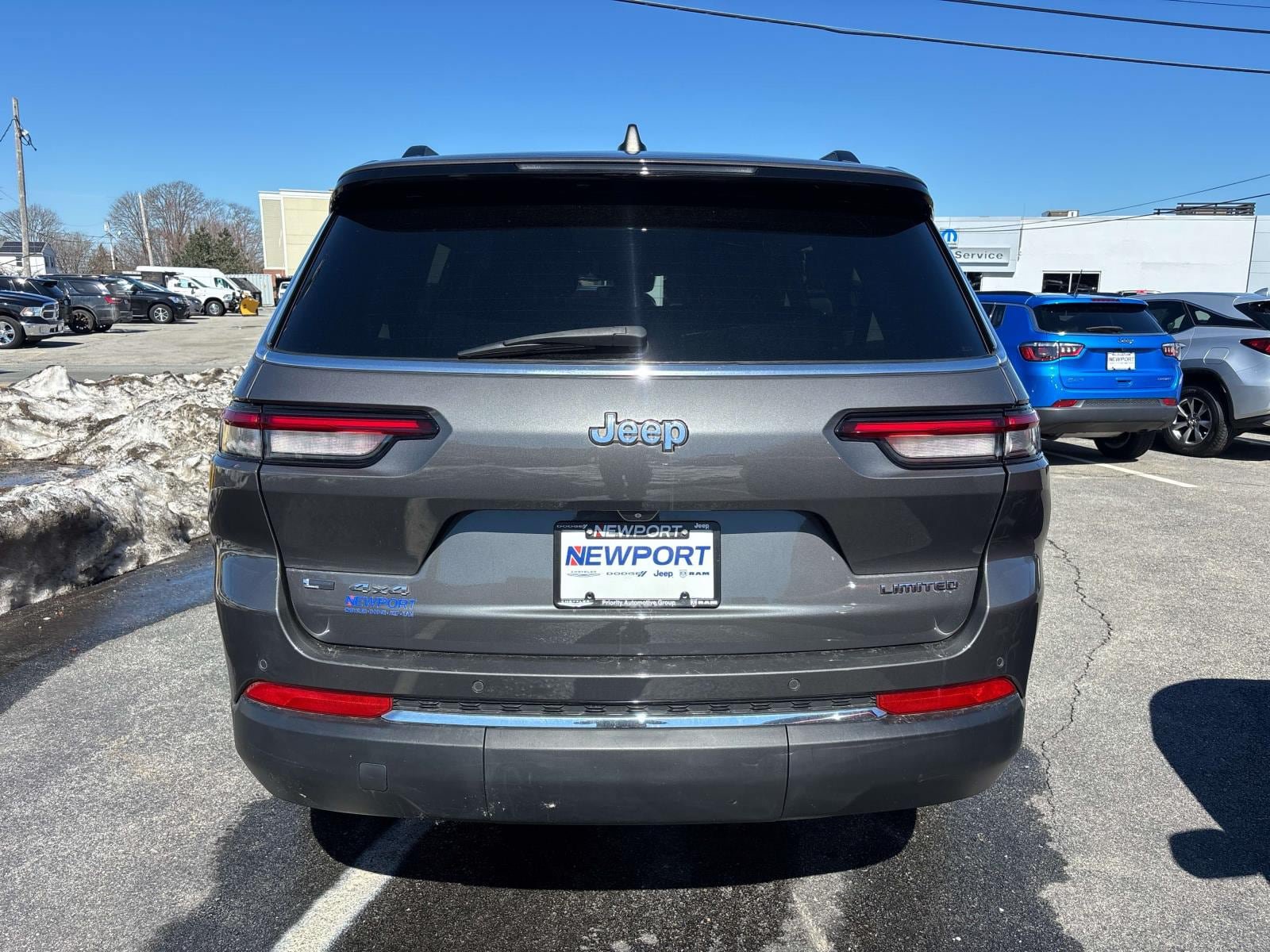 Used 2022 Jeep Grand Cherokee L Limited AWD/4WD image 3