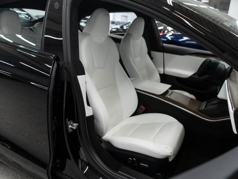 Used 2022 Tesla Model S Standard Range image 11