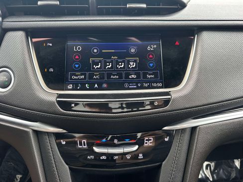 Used 2024 Cadillac XT5 Premium Luxury AWD/4WD image 12