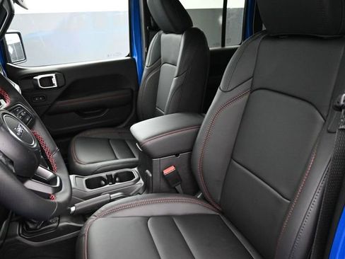 New 2026 Jeep Wrangler Unlimited Rubicon 392 w/ Quick Order Package 27X Moab AWD/4WD image 13