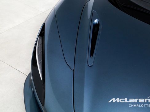 Used 2025 McLaren 750S RWD image 29