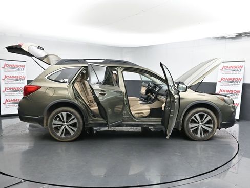 Used 2018 Subaru Outback 2.5i Limited image 27