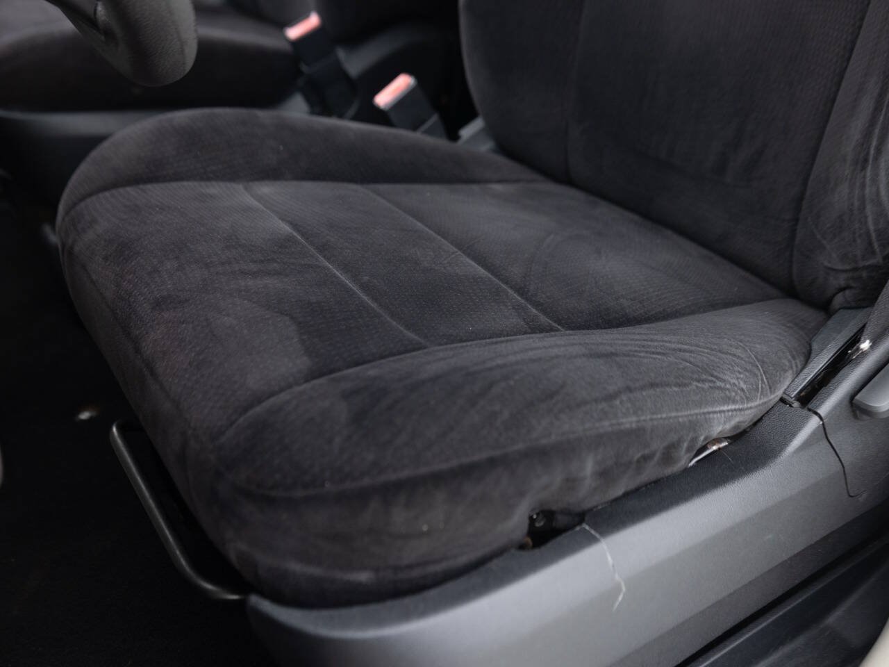Used 2011 Dodge Grand Caravan Express FWD image 23