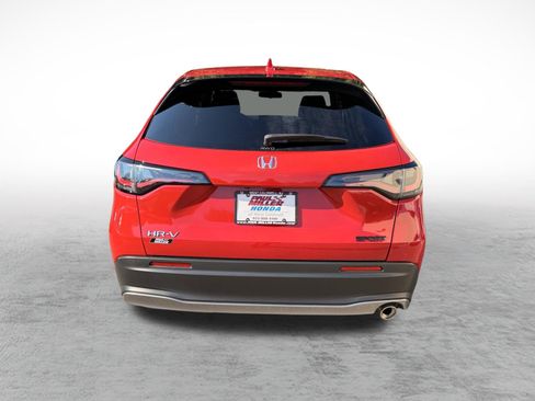 Certified 2025 Honda HR-V Sport image 5