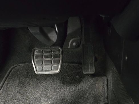 Used 1996 Volkswagen Golf GL FWD image 92