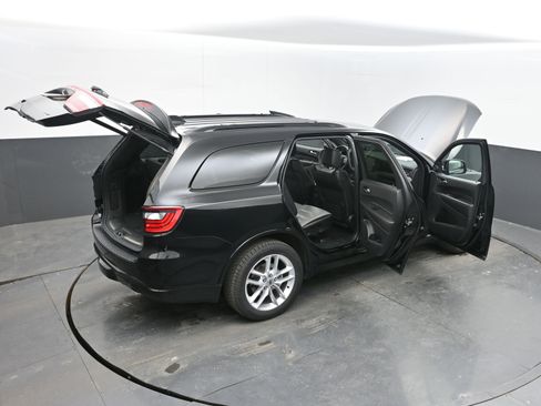 Used 2023 Dodge Durango GT image 45