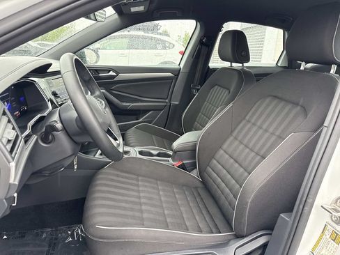 Certified 2024 Volkswagen Jetta Sport FWD image 8