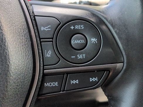Used 2022 Toyota Camry XSE FWD image 25