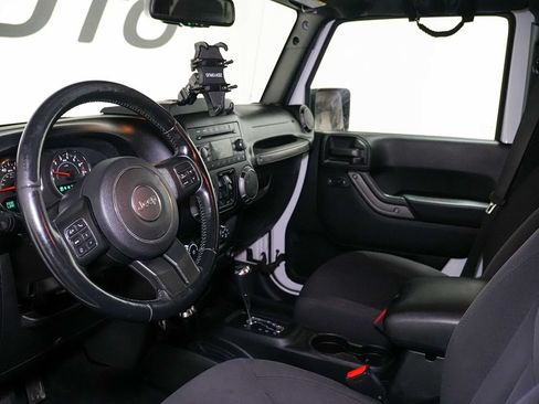 Used 2017 Jeep Wrangler Unlimited Sport w/ Quick Order Package 24S AWD/4WD image 18