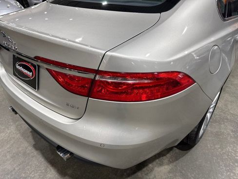 Used 2017 Jaguar XF Prestige image 46