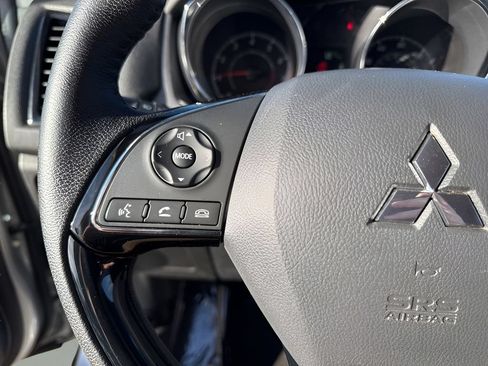 Used 2023 Mitsubishi Outlander Sport ES AWD/4WD image 19