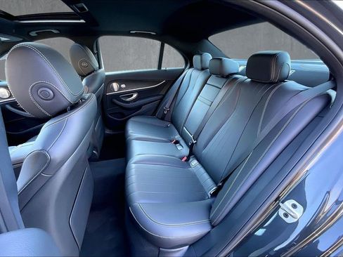 Used 2023 Mercedes-Benz E 350 4MATIC Sedan image 22