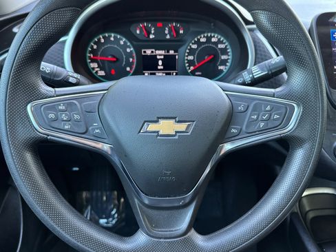 Used 2024 Chevrolet Malibu LT FWD image 17