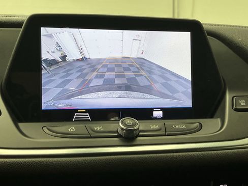 Used 2019 Chevrolet Blazer LT image 5