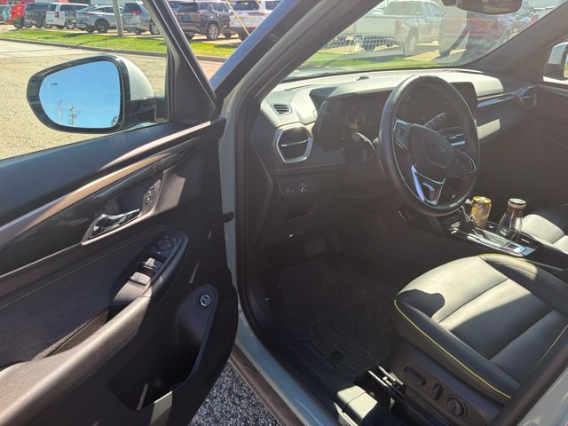 Used 2024 Chevrolet TrailBlazer ACTIV w/ Convenience Package AWD/4WD image 7
