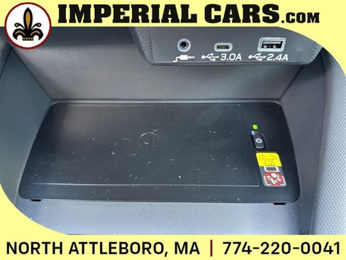 New 2025 Subaru Forester Premium image 29