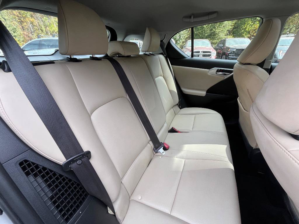 Used 2011 Lexus CT 200h Premium w/ Premium Audio Pkg FWD image 38