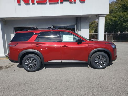 New 2026 Nissan Pathfinder SV image 2