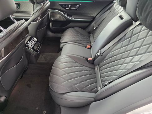 New 2026 Mercedes-Benz S 580 4MATIC Sedan image 11