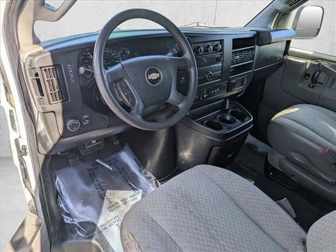 Used 2019 Chevrolet Express 3500 LT w/ LT Preferred Equipment Group RWD image 10