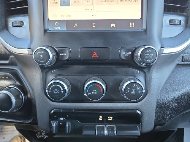 Used 2024 RAM 2500 Big Horn AWD/4WD image 29