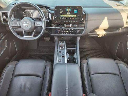 Certified 2024 Nissan Pathfinder SL w/ SL Premium Package FWD image 20