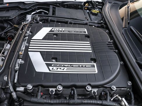 Used 2016 Chevrolet Corvette Z06 w/ 2LZ Preferred Equipment Group RWD image 31