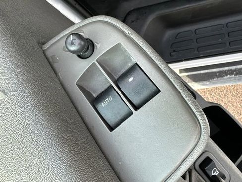 Used 2024 GMC Savana 2500 w/ Driver Convenience Package image 15