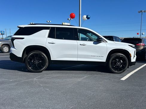 New 2026 Chevrolet Traverse RS image 4