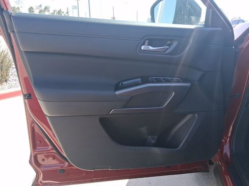New 2026 Nissan Pathfinder SL AWD/4WD image 24