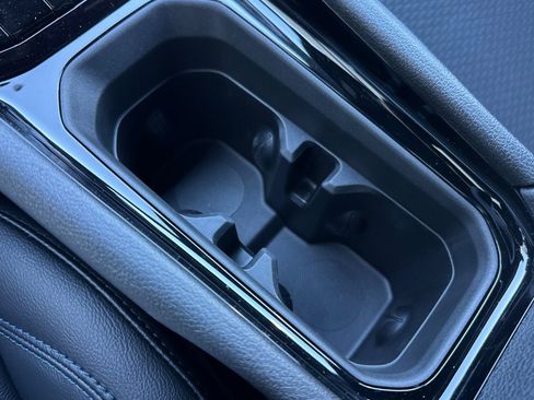 New 2026 Jeep Compass Latitude image 32