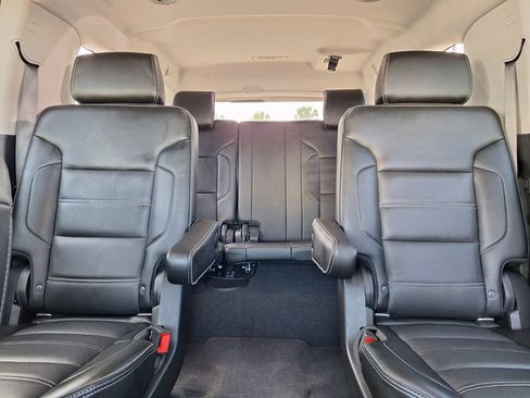 Used 2020 GMC Yukon XL Denali w/ Denali Premium Package RWD image 27