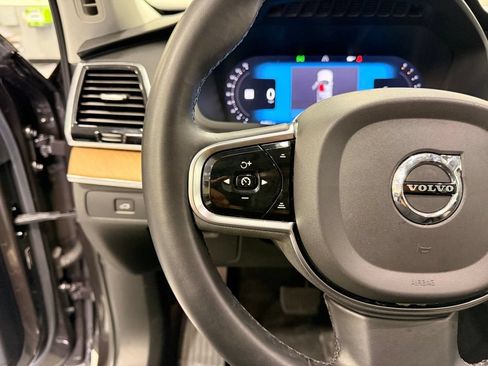 Used 2023 Volvo XC90 B5 Plus AWD/4WD image 13