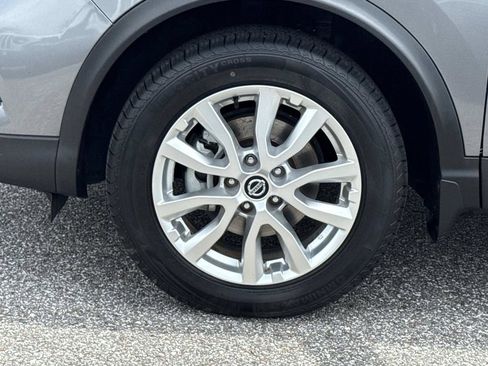 Certified 2021 Nissan Rogue Sport S FWD image 11
