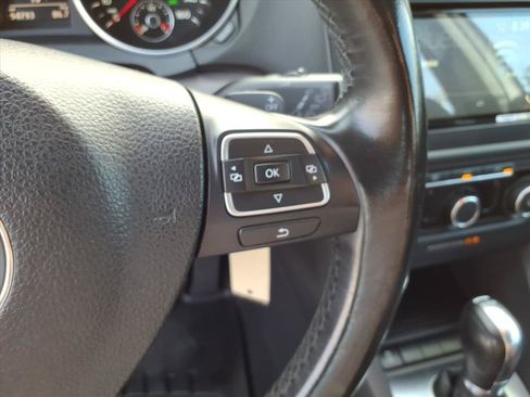 Used 2014 Volkswagen Golf TDI FWD image 30
