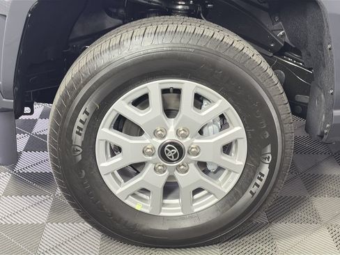 New 2026 Toyota Tacoma SR5 AWD/4WD image 9