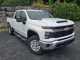 Used 2024 Chevrolet Silverado 2500 LT w/ Convenience Package AWD/4WD video 1
