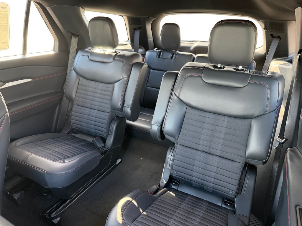 New 2027 Ford Explorer ST-Line w/ ST-Line Street Pack AWD/4WD image 29