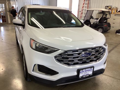 Used 2022 Ford Edge SEL image 8