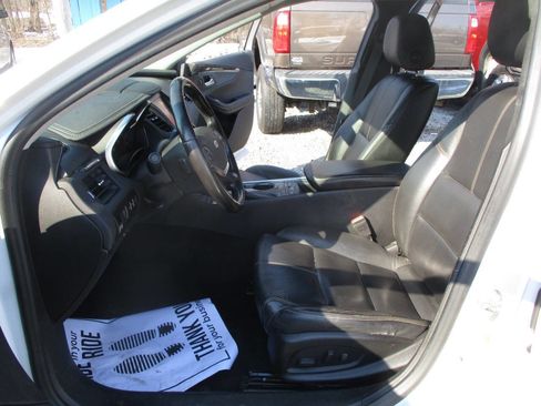 Used 2017 Chevrolet Impala LT w/ Leather Package image 20