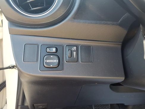 Used 2012 Toyota Prius C Three FWD image 11