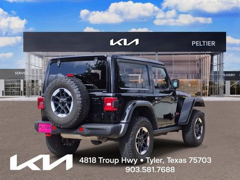 Used 2022 Jeep Wrangler Rubicon w/ Steel Bumper Group AWD/4WD image 6
