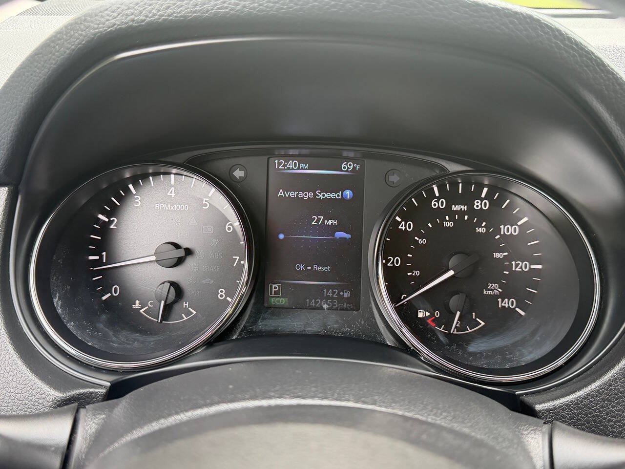 Used 2017 Nissan Rogue S AWD/4WD image 13
