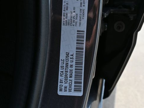 Used 2022 RAM 1500 Big Horn AWD/4WD image 29