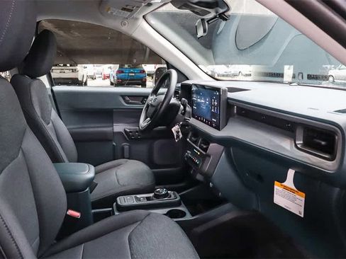 New 2025 Ford Maverick XL image 17