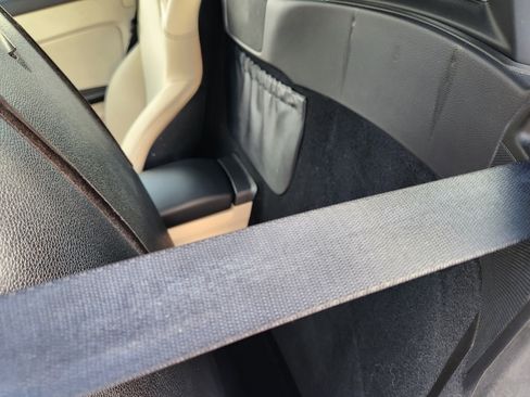 Used 2015 Mercedes-Benz SLK 250 image 29