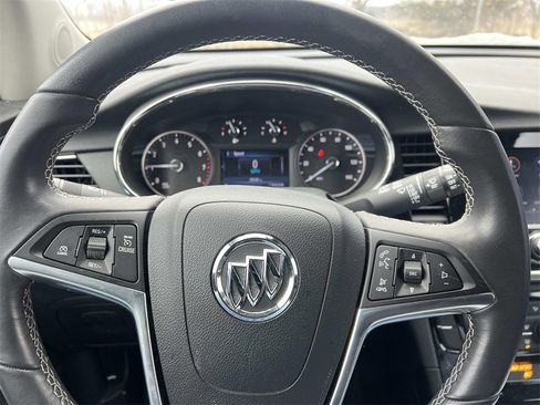 Used 2022 Buick Encore Preferred w/ Safety Package image 9