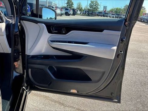 Used 2018 Honda Odyssey Elite image 27