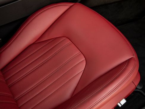 Used 2022 Maserati Ghibli Modena RWD image 43